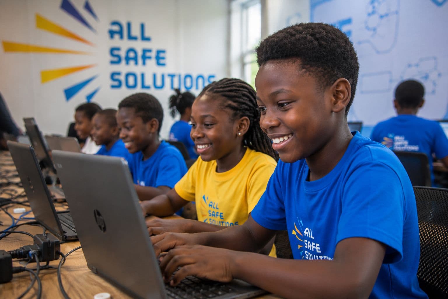 Enfants de DigiKids Vacances en atelier numérique